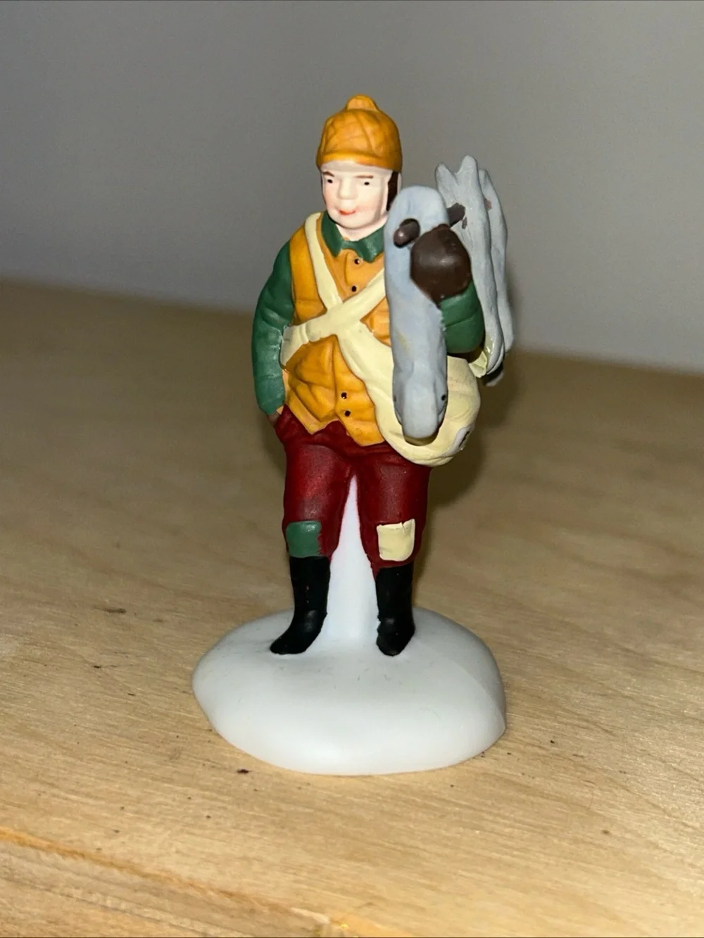 Dept 56 Dickens Village Village Street Peddlers Set of 2 #58041